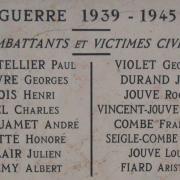 P2019 04 06 mc1 etoile monument aux morts 1 plaque 1